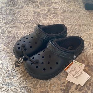 NWT - crocs classic lined clog Men’s 6 Women’s 8